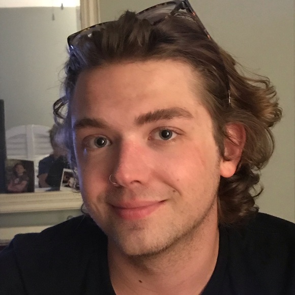 Meet your Posher, Laura - Picture 4 of 7